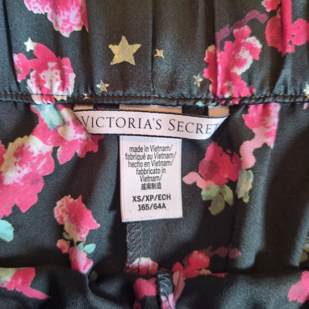 Victoria's Secret Black Floral Star Satin Pajama Shorts XS Pink Loungewear - Picture 4 of 10